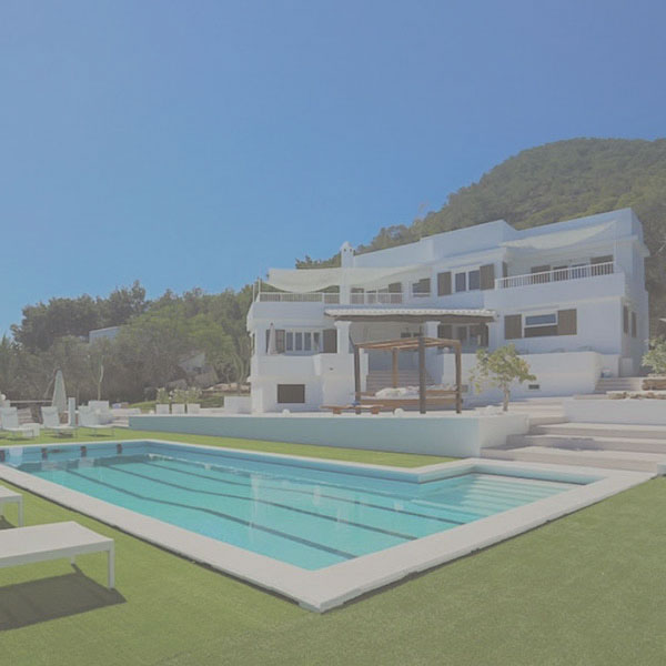 Rent the perfect holiday villa for the entire family